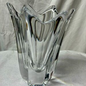Vintage orrefors Crystal Vase by Orrefors Sweden no Flaws or chips 
Beautiful